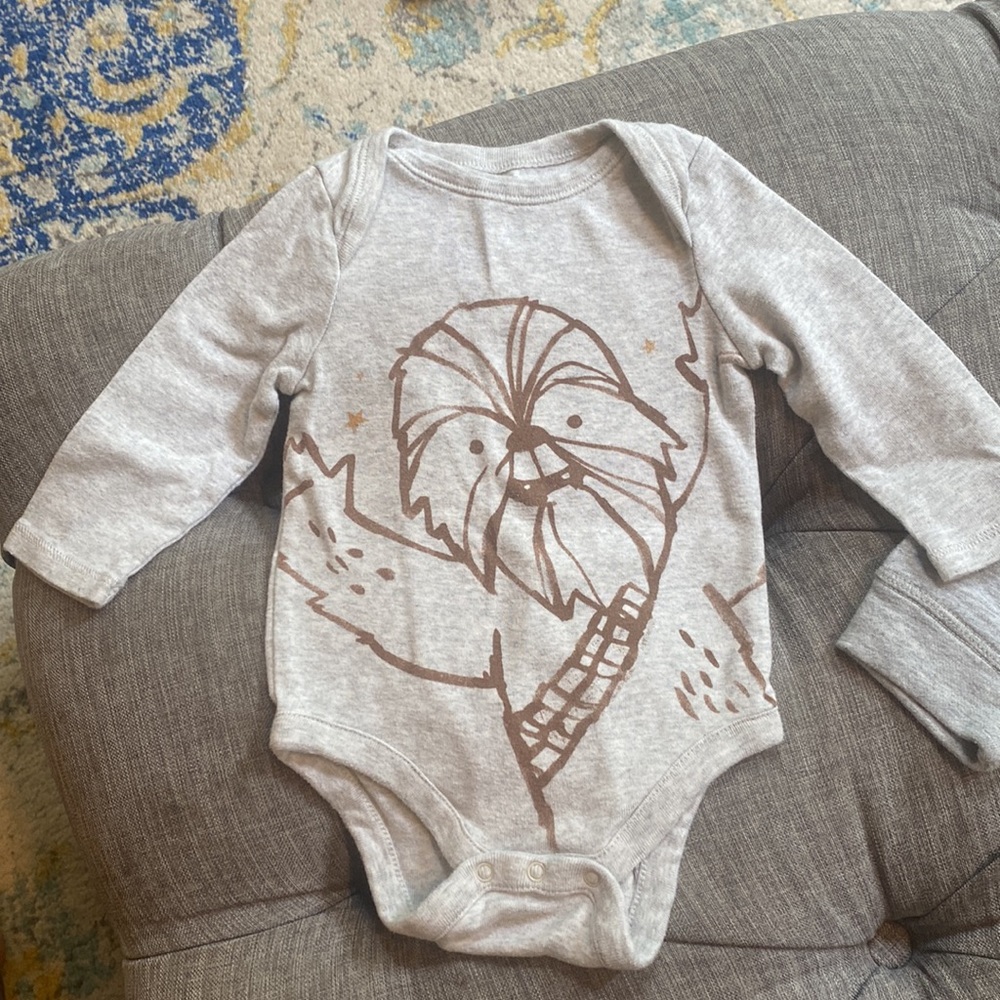 Star Wars Baby Gap Bundle! 3-6 M. 2 Pants, 3 LS onesies, 1 pajamas, 1 sweatsuit - Picture 5 of 16